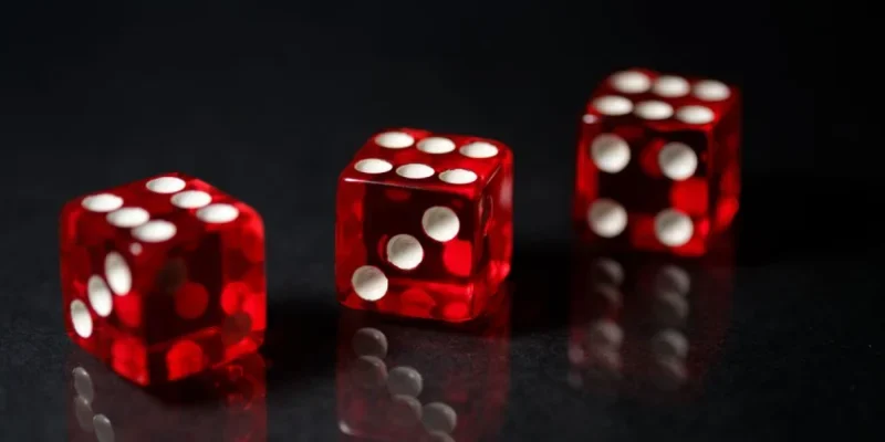 Người chơi phân tích xác suất tài xỉu online là bao nhiêu